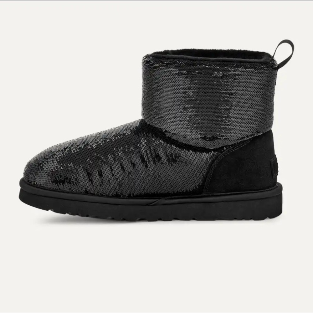 UGG NEW classic black mini mirror ball boots size 6 - Picture 8 of 9